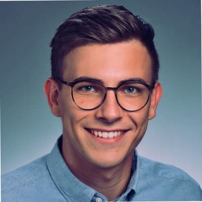 Florian Sonntag, Geschäftsführer & Versicherungsmakler